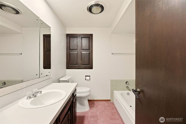 10610 Oak Road, Lake Stevens, WA 98258