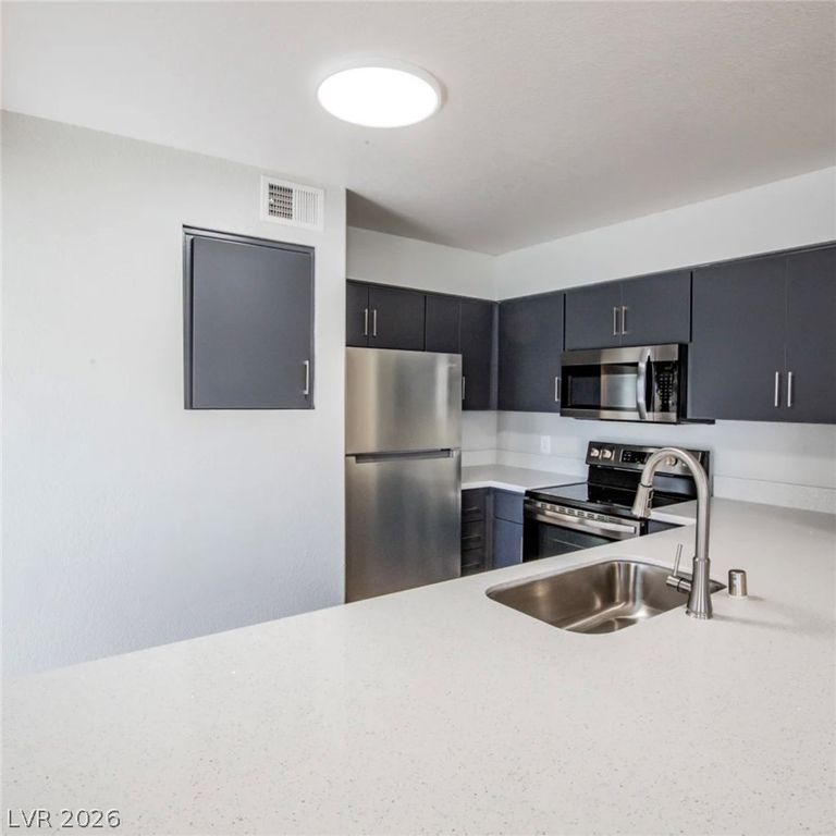 1050 Whitney Ranch Drive 4611, Henderson, NV 89014