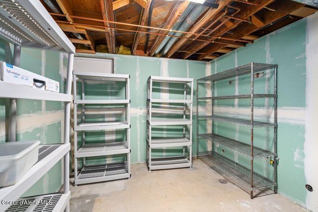 1111 E MOUNTAIN AVE, Coeur D'alene, ID 83814