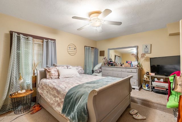 31 Chrome St, Worcester, MA 01604