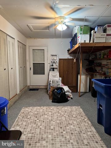 4 MILL LN, Blackwood, NJ 08012