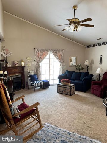 4 MILL LN, Blackwood, NJ 08012