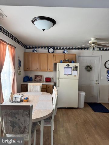 4 MILL LN, Blackwood, NJ 08012