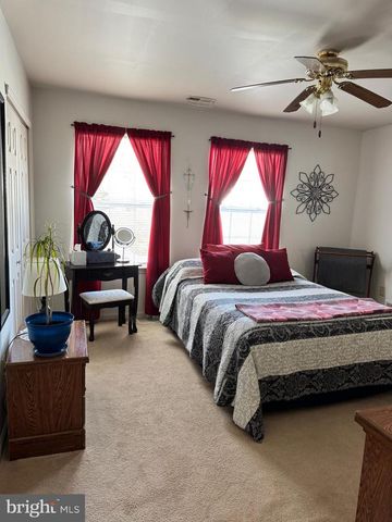 4 MILL LN, Blackwood, NJ 08012