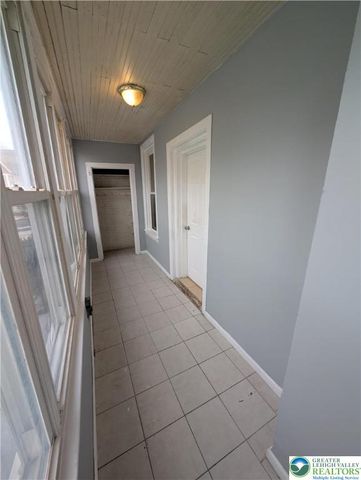 450 Carlton Avenue Apt 1, Bethlehem City, PA 18015