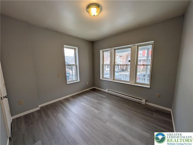 450 Carlton Avenue Apt 1, Bethlehem City, PA 18015