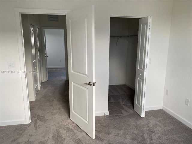 21466 NE 3 Place, Miami, FL 33179