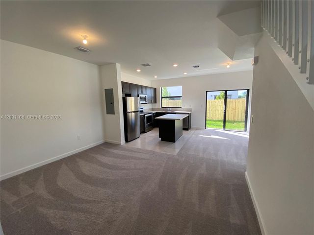 21466 NE 3 Place, Miami, FL 33179
