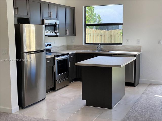 21466 NE 3 Place, Miami, FL 33179