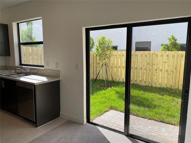 21466 NE 3 Place, Miami, FL 33179