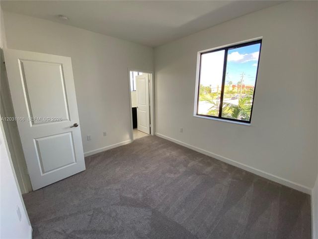 21466 NE 3 Place, Miami, FL 33179