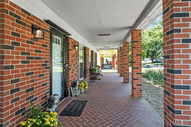 2546 Baltusrol Drive, Unincorporated, MO 63129