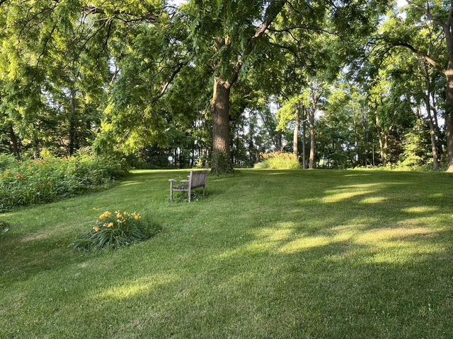 9401 Kahl Road, Black Earth, WI 53515