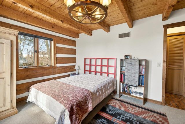 9401 Kahl Road, Black Earth, WI 53515