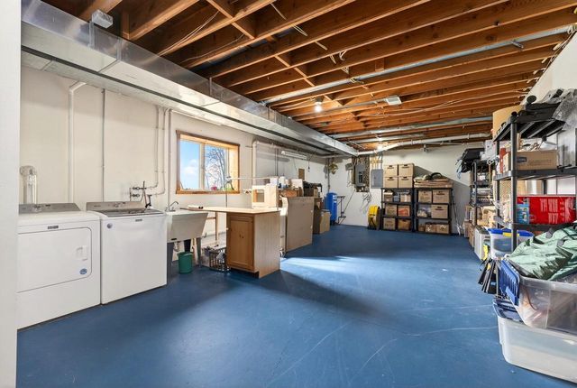 9401 Kahl Road, Black Earth, WI 53515