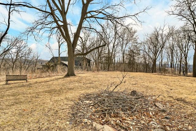 9401 Kahl Road, Black Earth, WI 53515