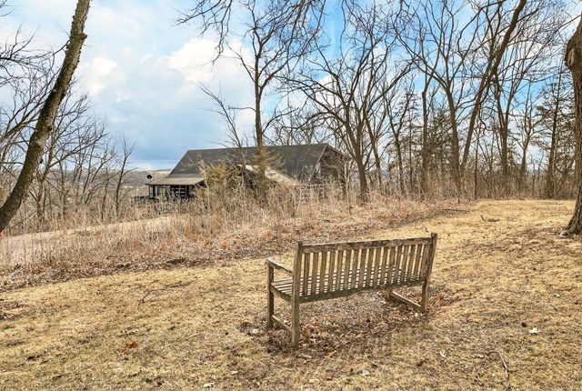 9401 Kahl Road, Black Earth, WI 53515