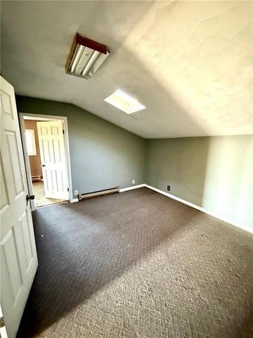 1706 253rd Street, Hiawatha, KS 66434