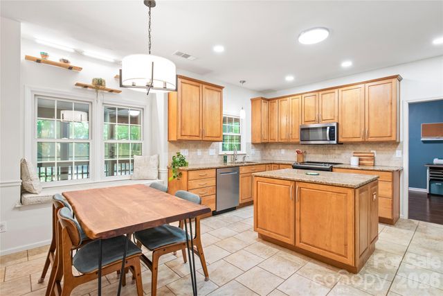 2908 Seton Drive, Matthews, NC 28105