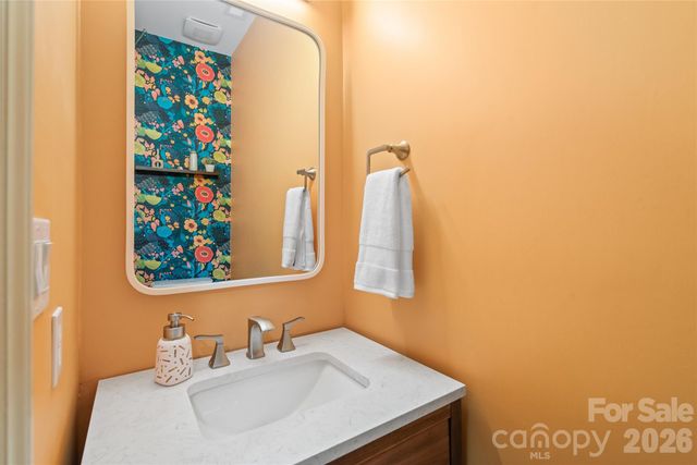 2908 Seton Drive, Matthews, NC 28105