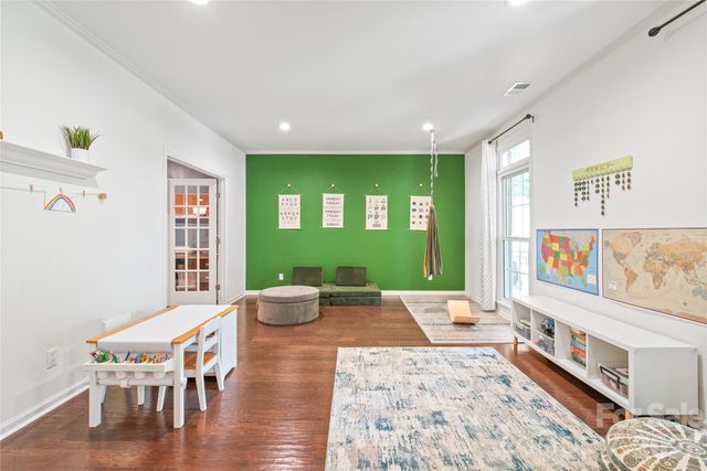 2908 Seton Drive, Matthews, NC 28105