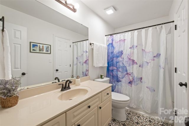 2908 Seton Drive, Matthews, NC 28105