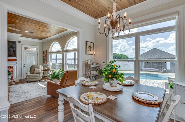 1111 Bay Vista, Brandon, MS 39047