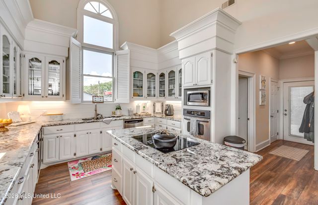 1111 Bay Vista, Brandon, MS 39047