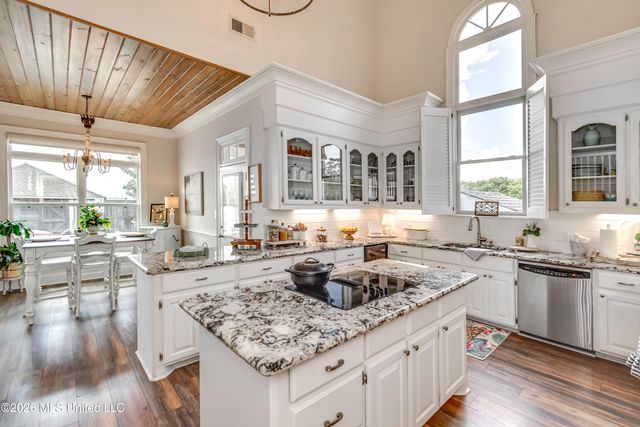 1111 Bay Vista, Brandon, MS 39047