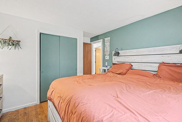 11 Crestview Drive, Hadley, MA 01036