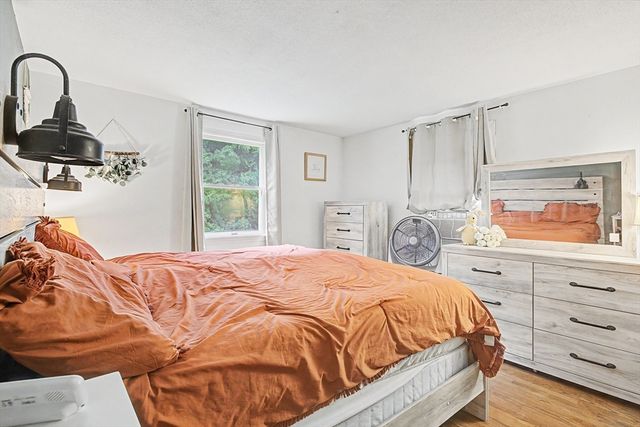 11 Crestview Drive, Hadley, MA 01036