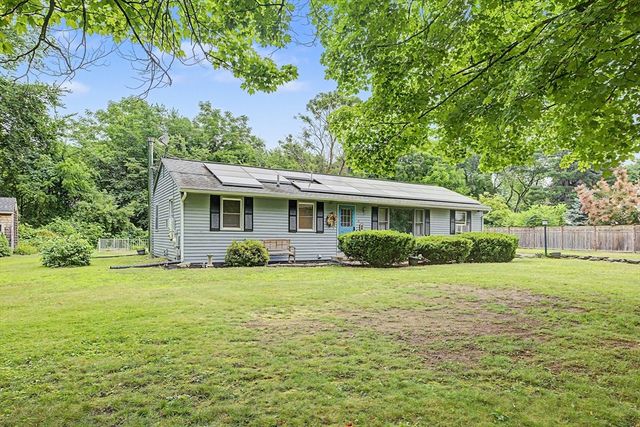 11 Crestview Drive, Hadley, MA 01036