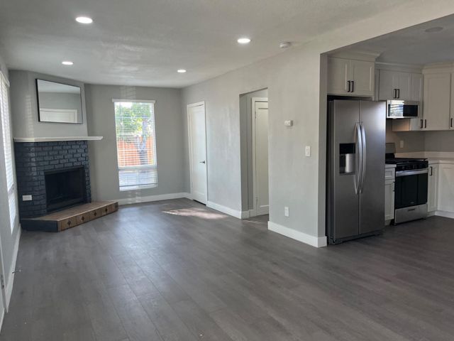 2525 Vail Ave, Stockton, CA 95205