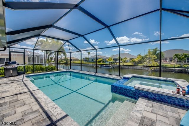 2104 SW 28th LN, Cape Coral, FL 33914