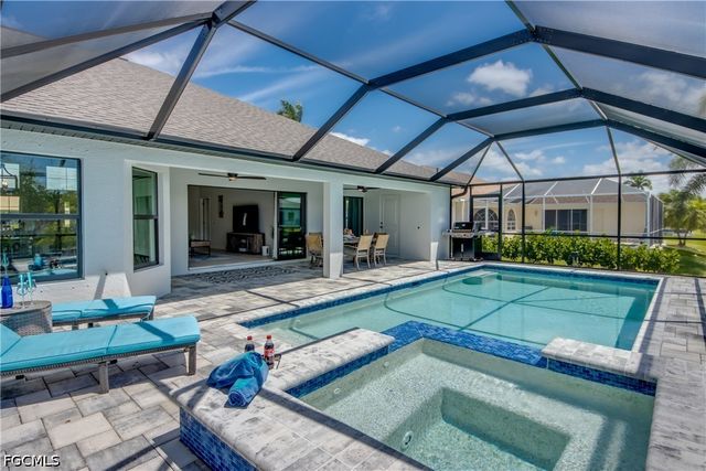 2104 SW 28th LN, Cape Coral, FL 33914