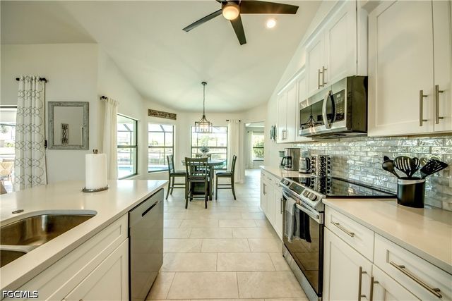 2104 SW 28th LN, Cape Coral, FL 33914