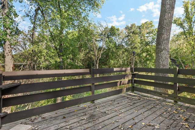 15 Hickory Hollow Drive, Madison, WI 53705