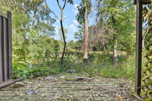 15 Hickory Hollow Drive, Madison, WI 53705