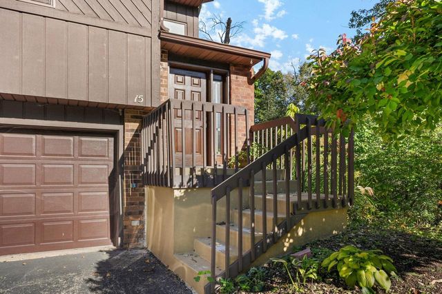 15 Hickory Hollow Drive, Madison, WI 53705