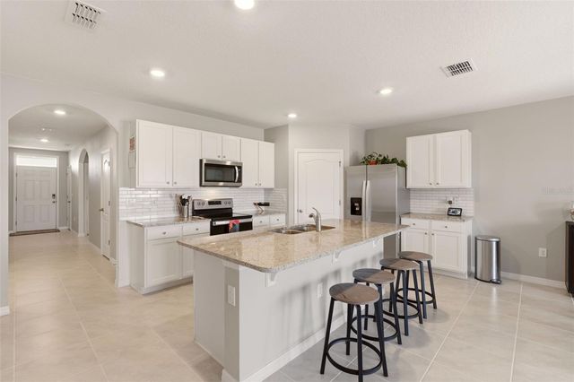 300 WINGED ELM DRIVE, Debary, FL 32713