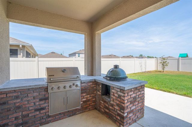 300 WINGED ELM DRIVE, Debary, FL 32713