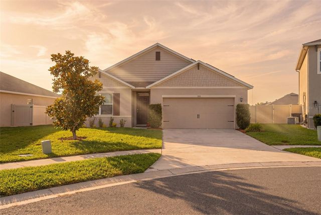 300 WINGED ELM DRIVE, Debary, FL 32713