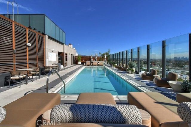 8420 W Sunset Boulevard 403, West Hollywood, CA 90069