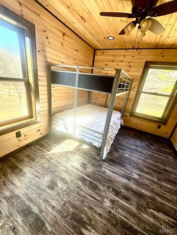 1067 Forest Road 4811, Doniphan, MO 63935