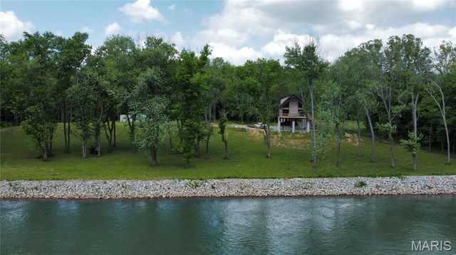 1067 Forest Road 4811, Doniphan, MO 63935