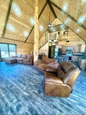 1067 Forest Road 4811, Doniphan, MO 63935