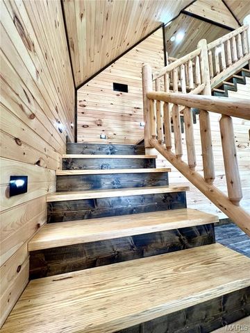 1067 Forest Road 4811, Doniphan, MO 63935