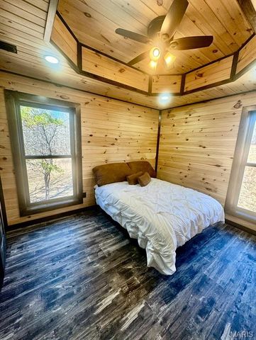 1067 Forest Road 4811, Doniphan, MO 63935