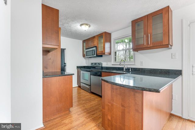 11562 IVY BUSH CT, Reston, VA 20191