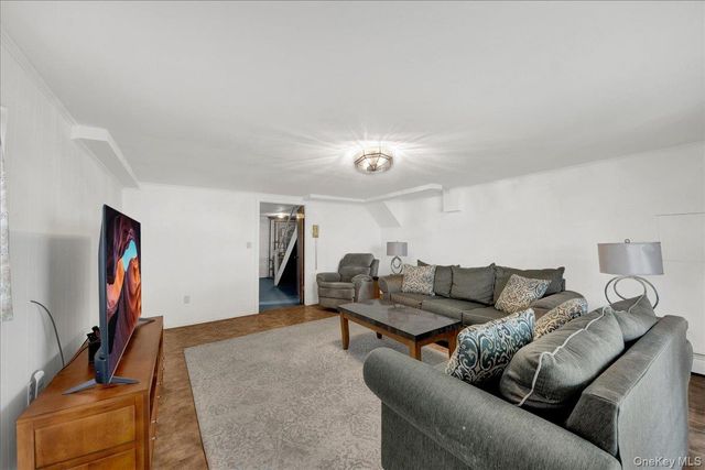2810 Harding Avenue, Bronx, NY 10465